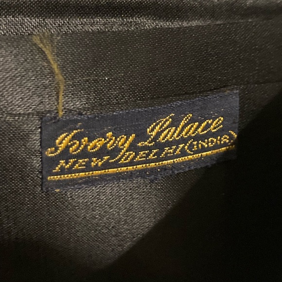 Ivory Palace wallet/clutch - Picture 7 of 7